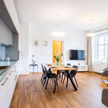 River View Apartment Prag Exterior foto